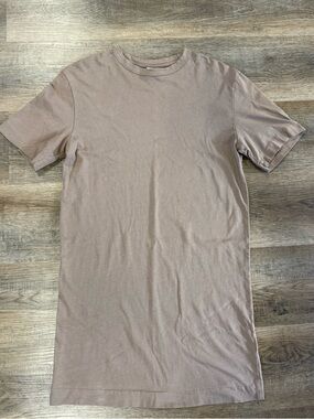 NWOT H&M Tee Shirt Dress